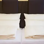 Casa de hóspedes Katharinenschule 3*